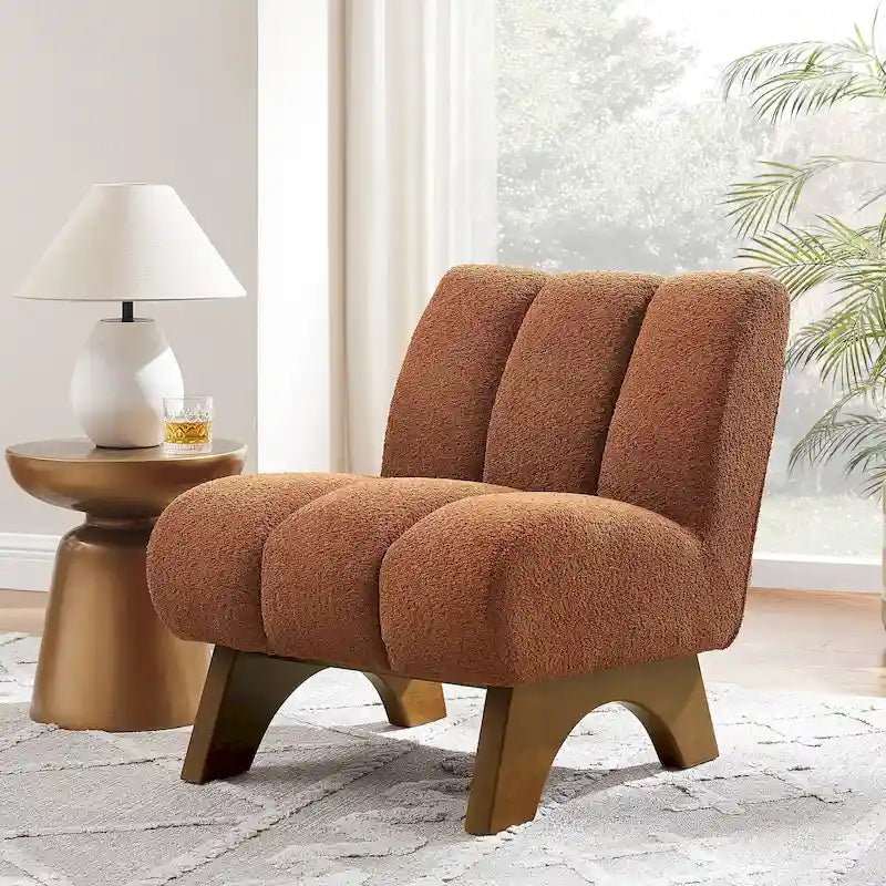 Sillón moderno de madera y tela