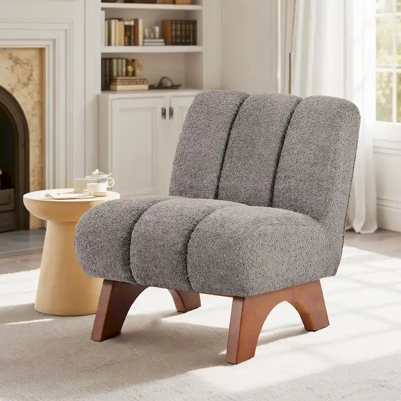 Sillón moderno de madera y tela