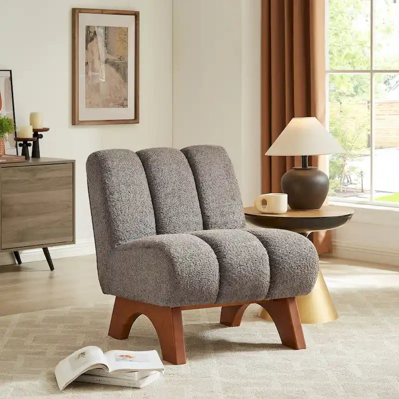Sillón moderno de madera y tela