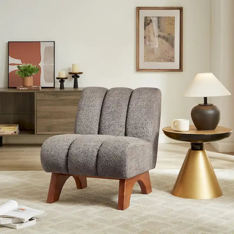 Sillón moderno de madera y tela
