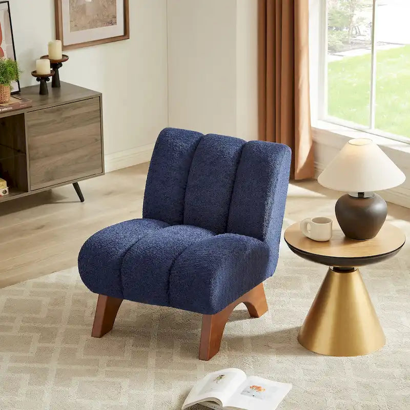 Sillón moderno de madera y tela