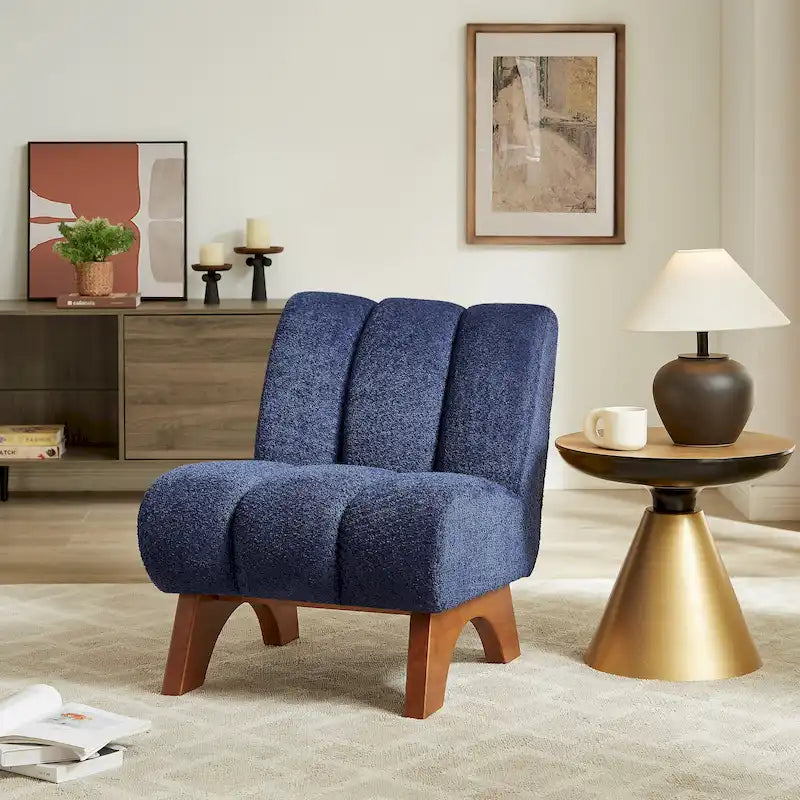 Sillón moderno de madera y tela