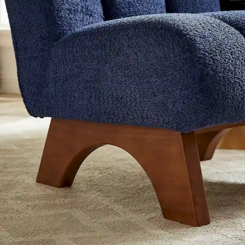 Sillón moderno de madera y tela