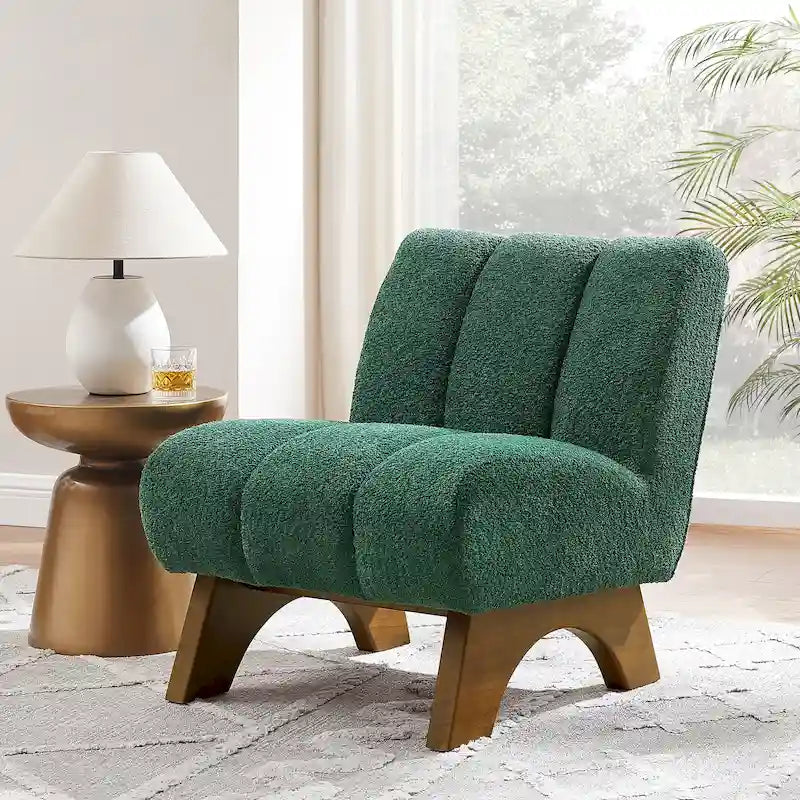 Sillón moderno de madera y tela