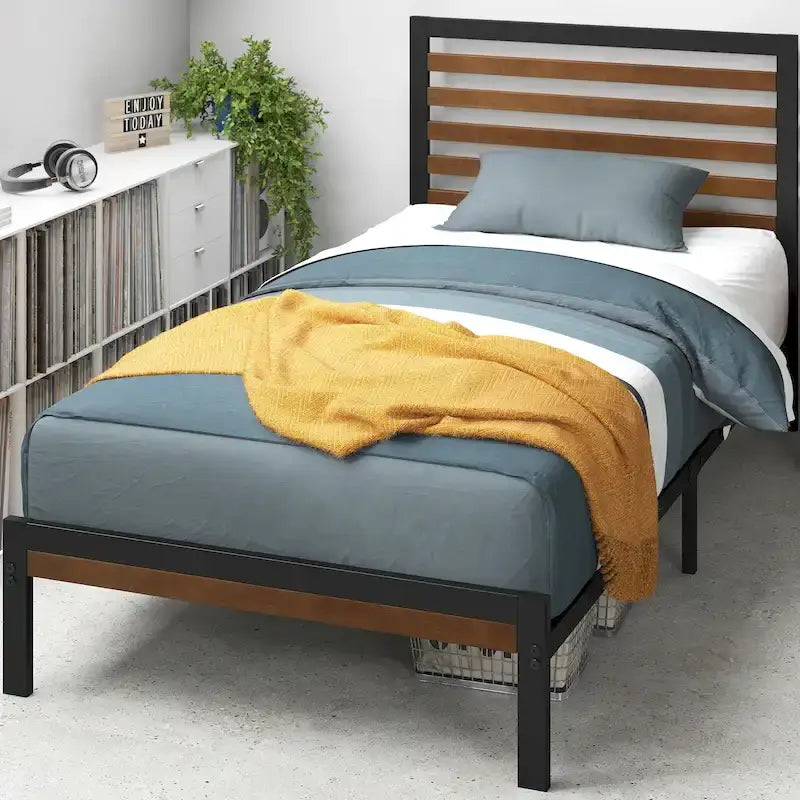 Estructura de cama con plataforma de bambú marrón y metal