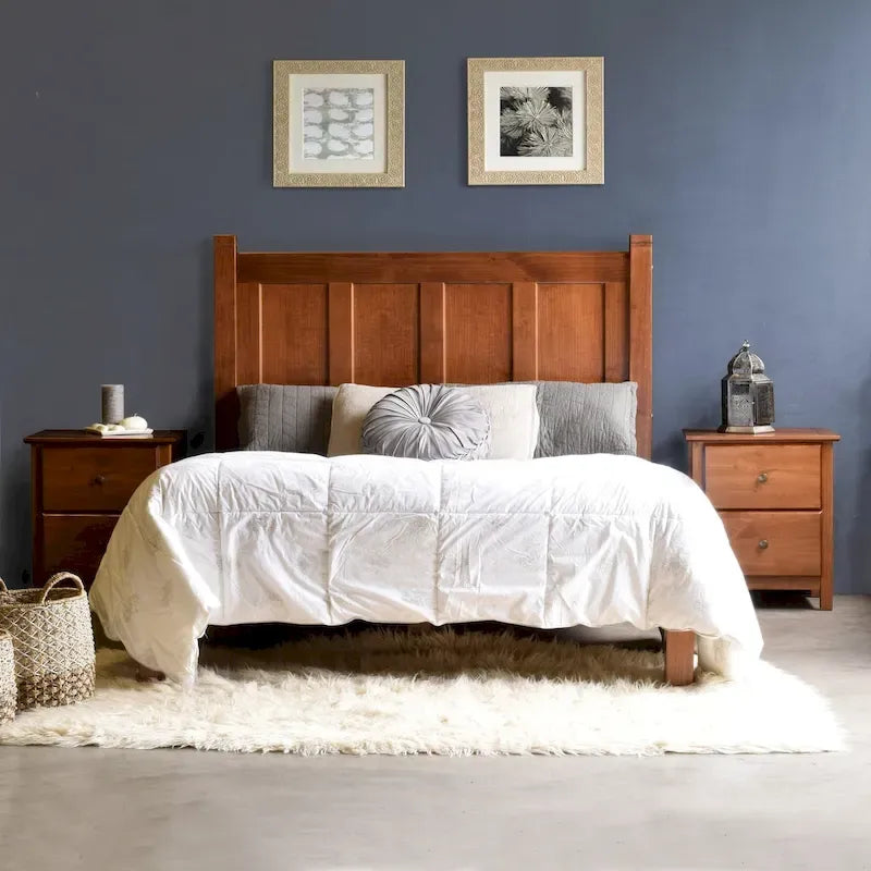 Cama tipo plataforma de paneles de madera maciza