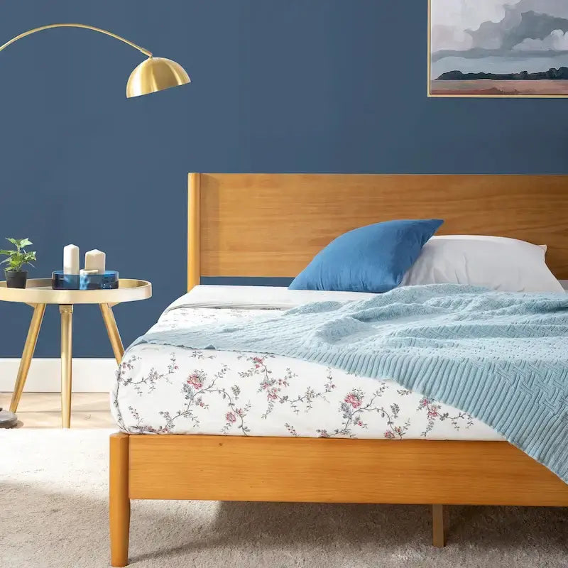 Estructura de cama de plataforma de madera de mediados de siglo